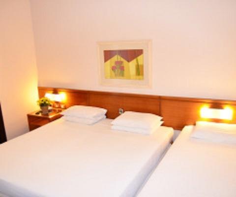 Hotel Amoreiras Extrema Exterior photo